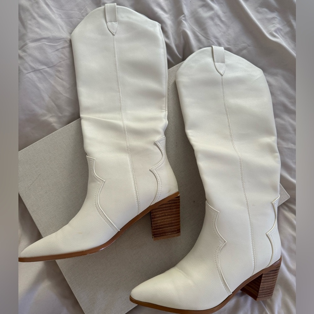 Billini Novena cream tall  boot size 10 - Picture 11 of 12